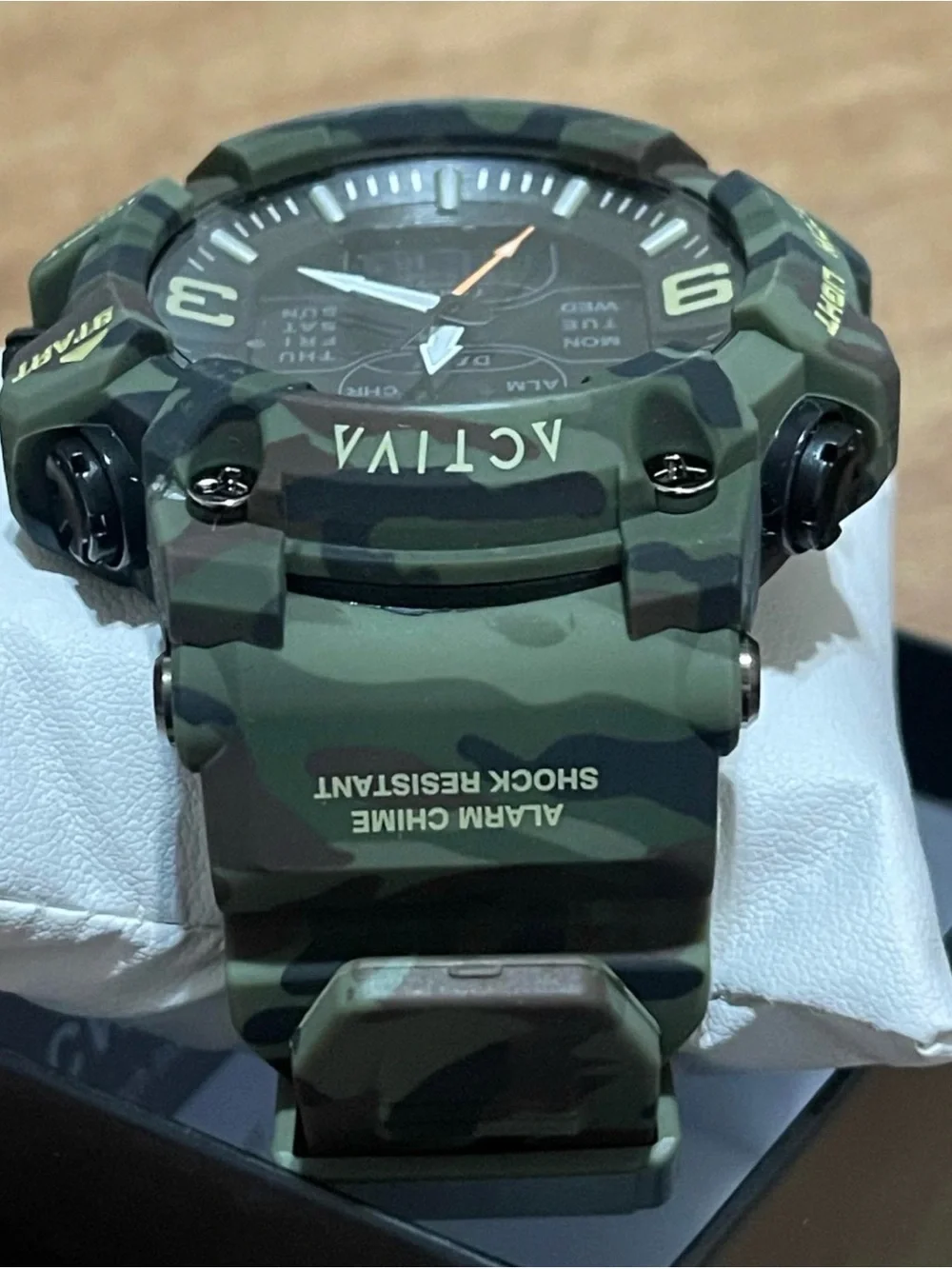 ACTIVA Camouflage Digital-Analog Sport Watch - Green Camo 53mm